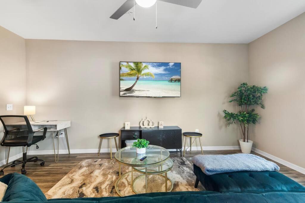 Elegant 2 Bed/2 Bath Apartment In Melbourne Fl 외부 사진