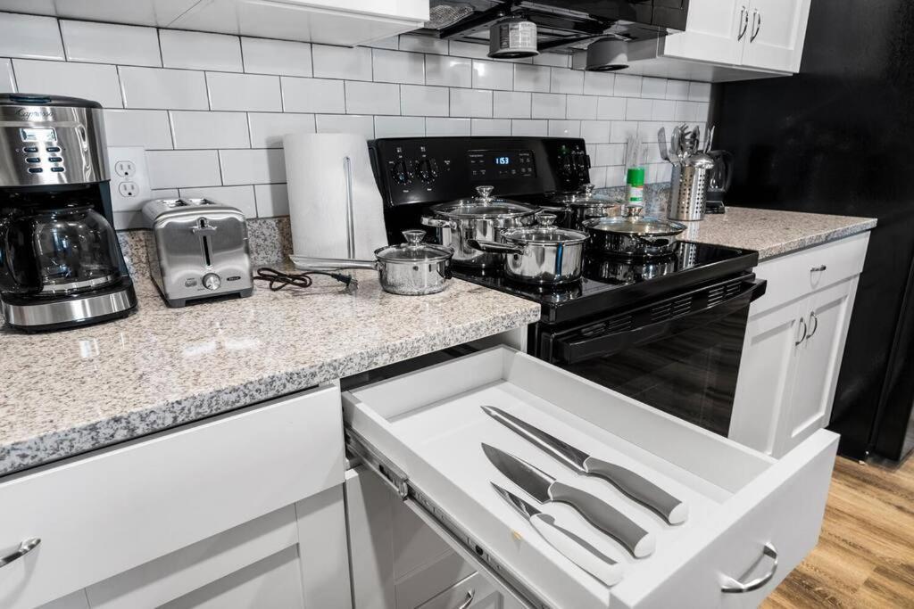 Elegant 2 Bed/2 Bath Apartment In Melbourne Fl 외부 사진