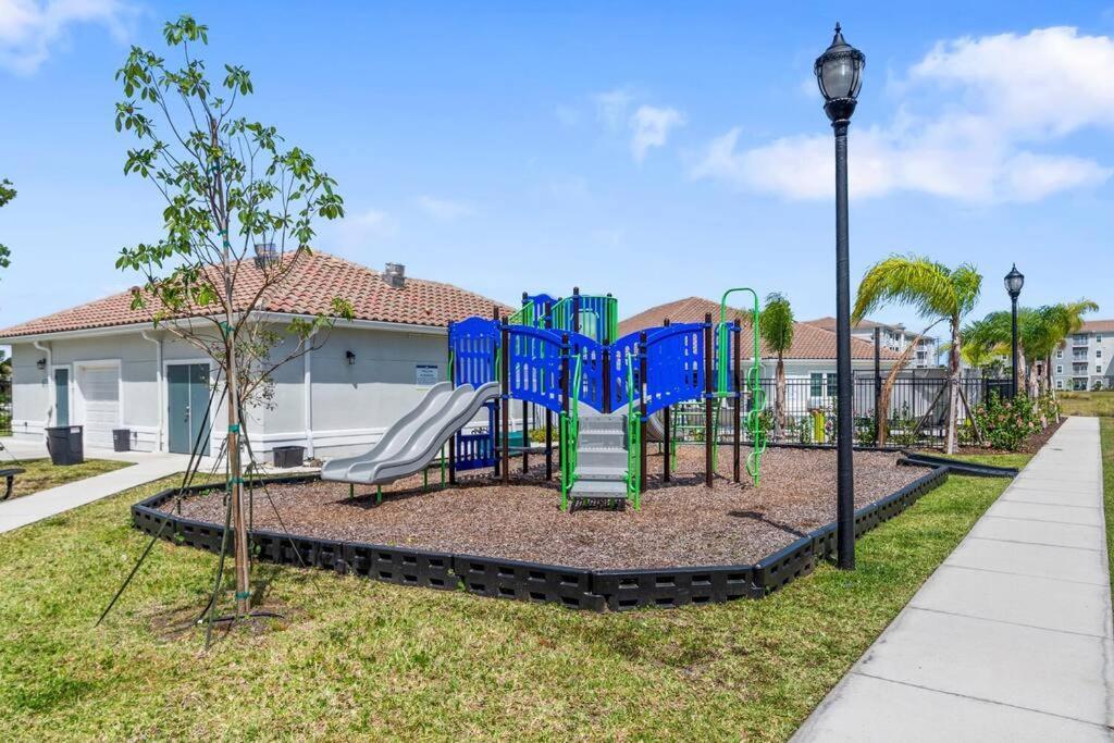 Elegant 2 Bed/2 Bath Apartment In Melbourne Fl 외부 사진